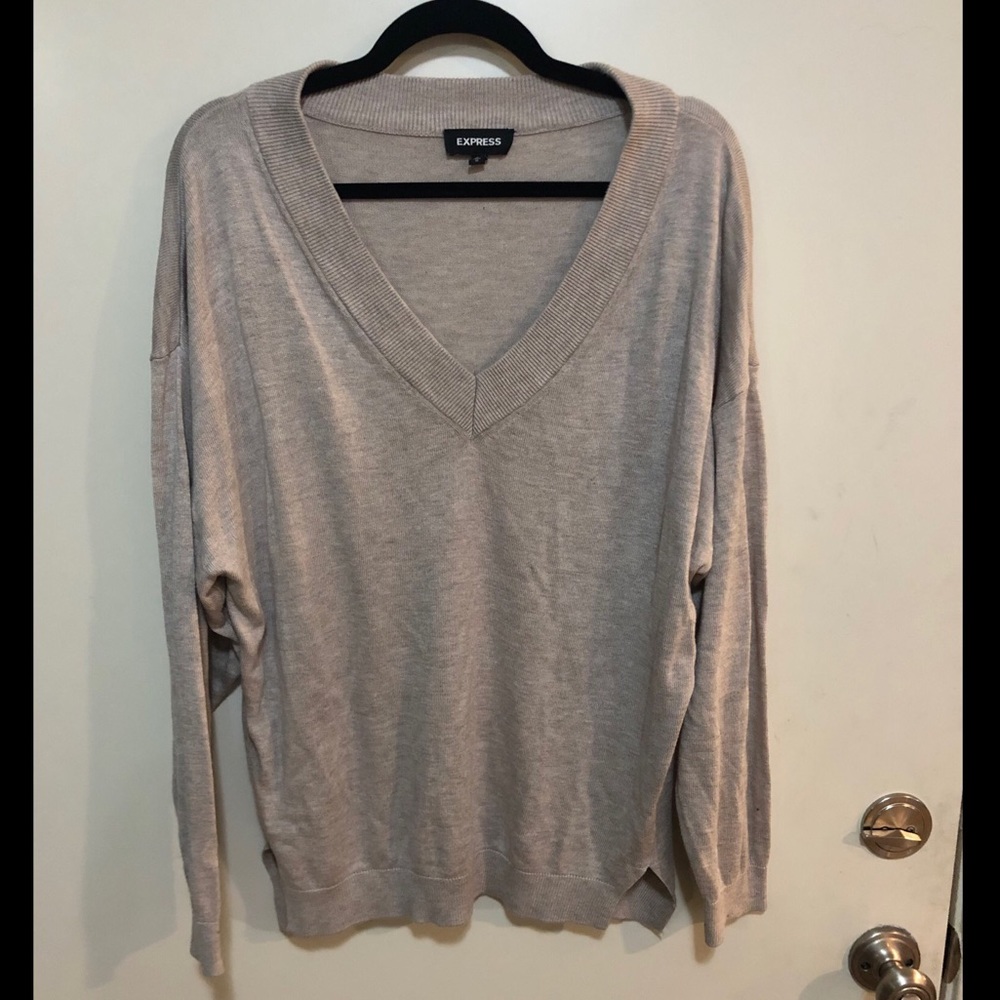 EXPRESS | Women’s sweater